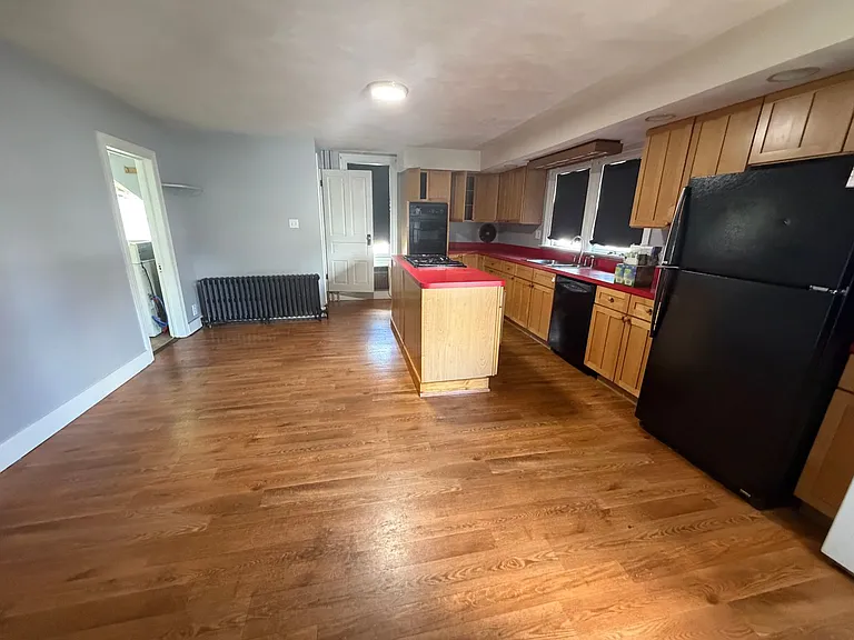 835 E Prospect St — Photo 1