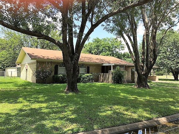 2nd image of 3509 Kings Cir