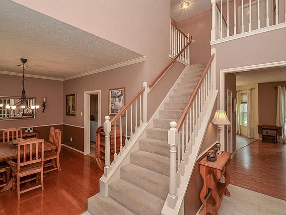 5th image of 17322 Meadow Heights Dr