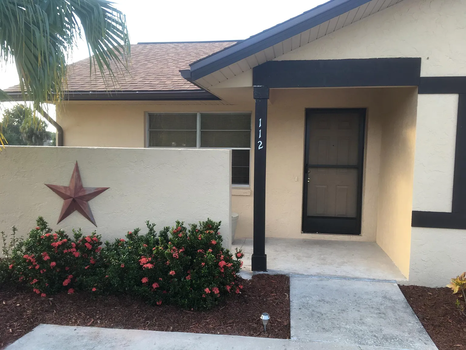 112 Voss Court — Photo 2