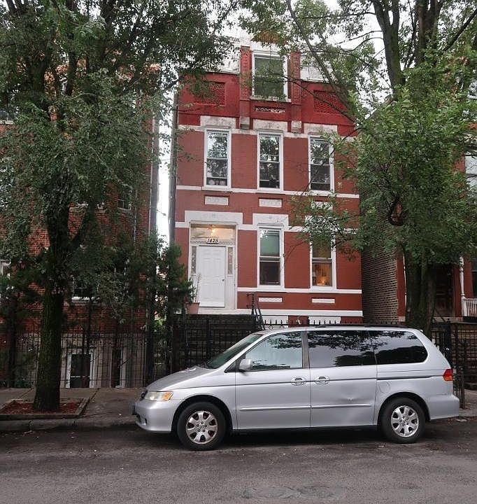 1st image of 1425 N Bosworth Ave APT 1R