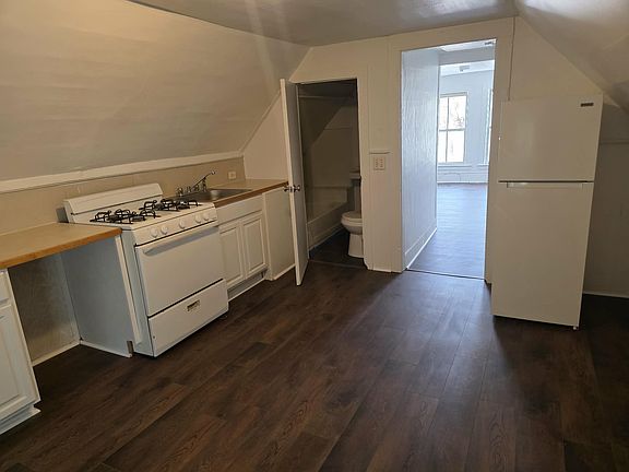 5th image of 5 Reynolds Dr #3