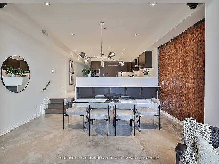 43 Hanna Ave #441 — Photo 8