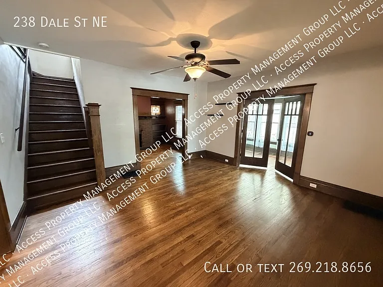 238 Dale St NE — Photo 3