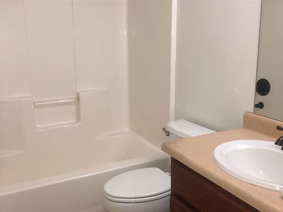 4th image of 537 Antilles Ln