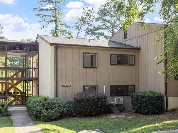 5130 Flint Ridge Pl, Raleigh, NC 27609