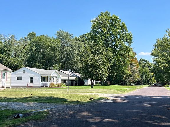 4th image of 419 S 47th St
