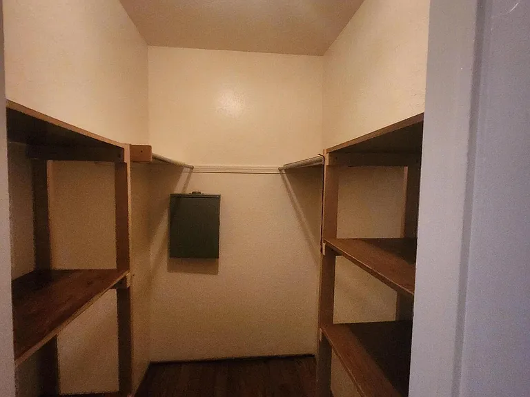 1306 Los Tomases Dr NW — Photo 10