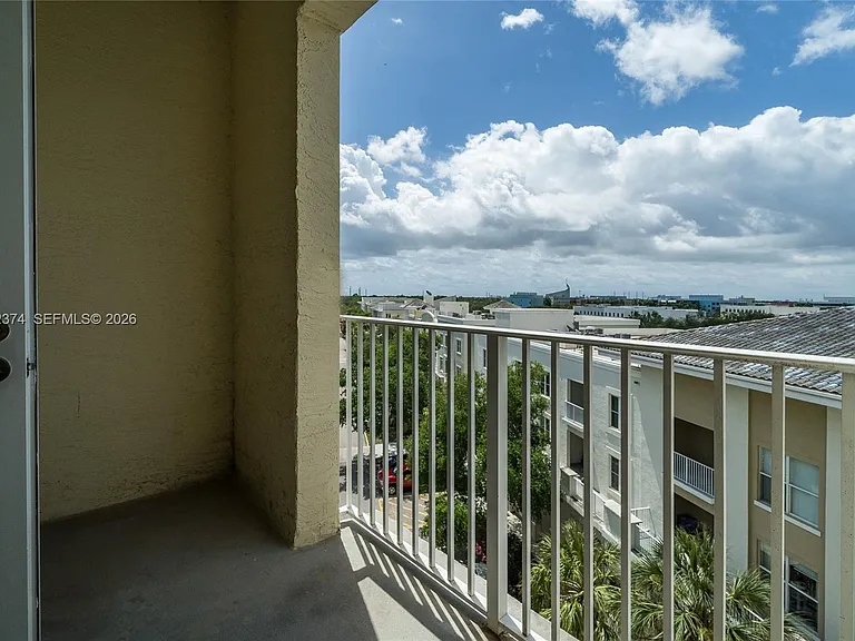 1200 Town Center Dr #513 — Photo 11
