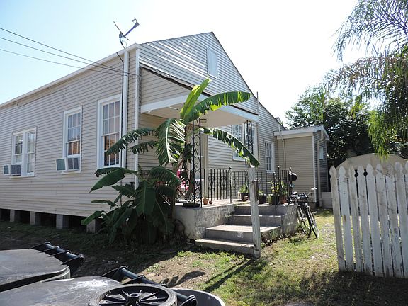Rear Unit Apartment