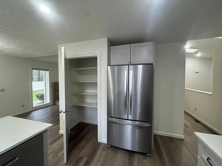 6920 N Old Fort Dr — Photo 10