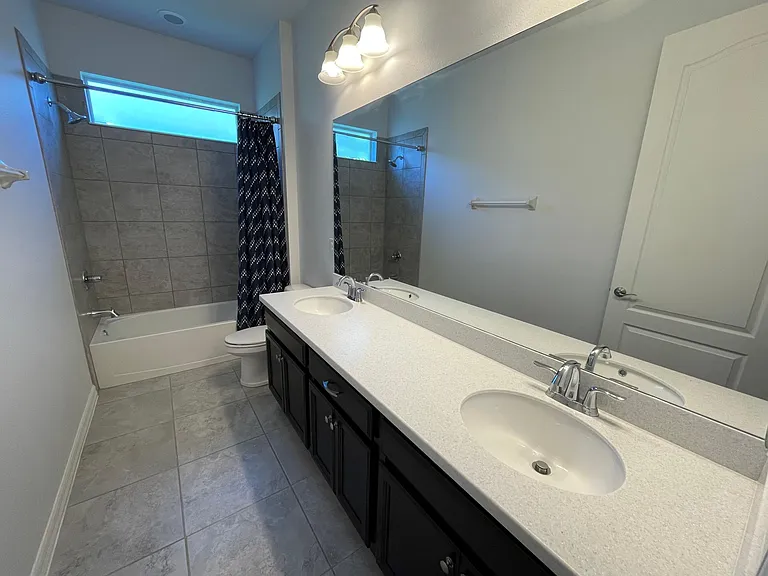2881 Casterton Dr — Photo 21