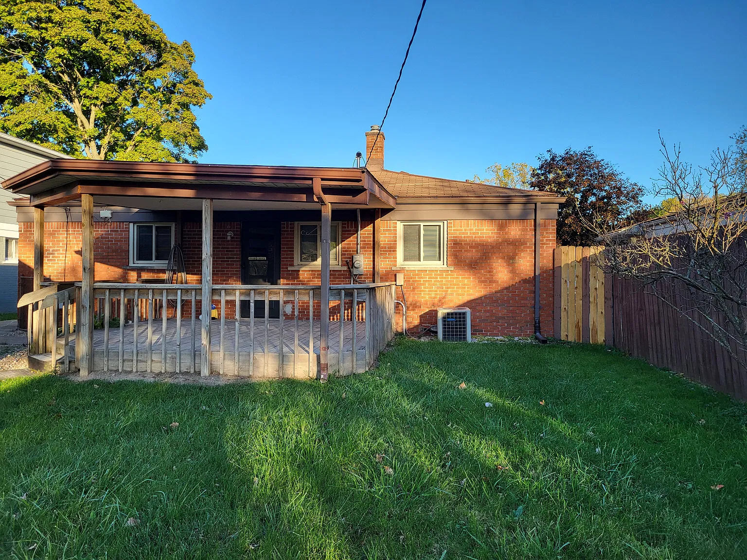 3 bed, 1036 sqft, $1,700 — Photo 3