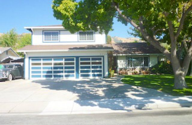 1st image of 2716 Norbert Ct