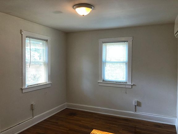 3rd image of 1207 W 47th St APT 7