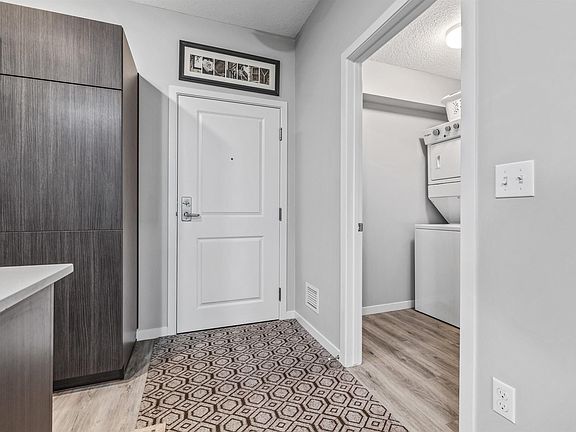 3rd image of 1818 Rutherford Rd SW #152