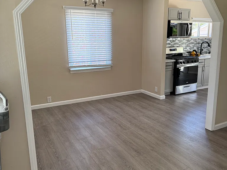 34942 Beech Ave — Photo 4