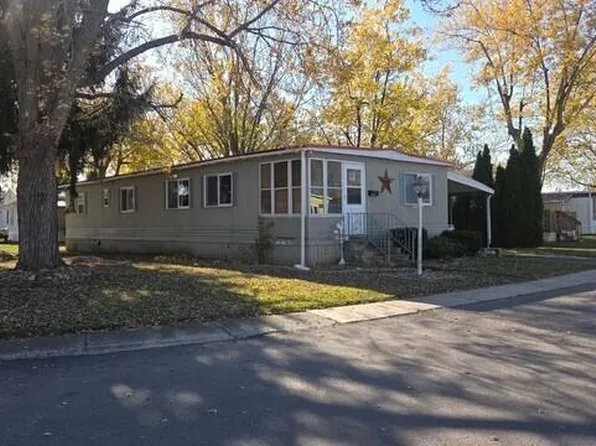 102 Charwood Dr, Lima, OH 45805