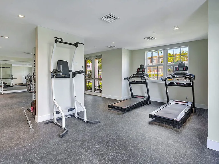 15773 Beachcomber Ave #4-ID1264830P — Photo 33