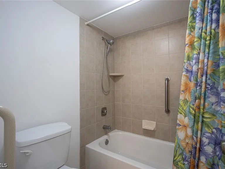 1083 Forest Lakes Dr #206 — Photo 18