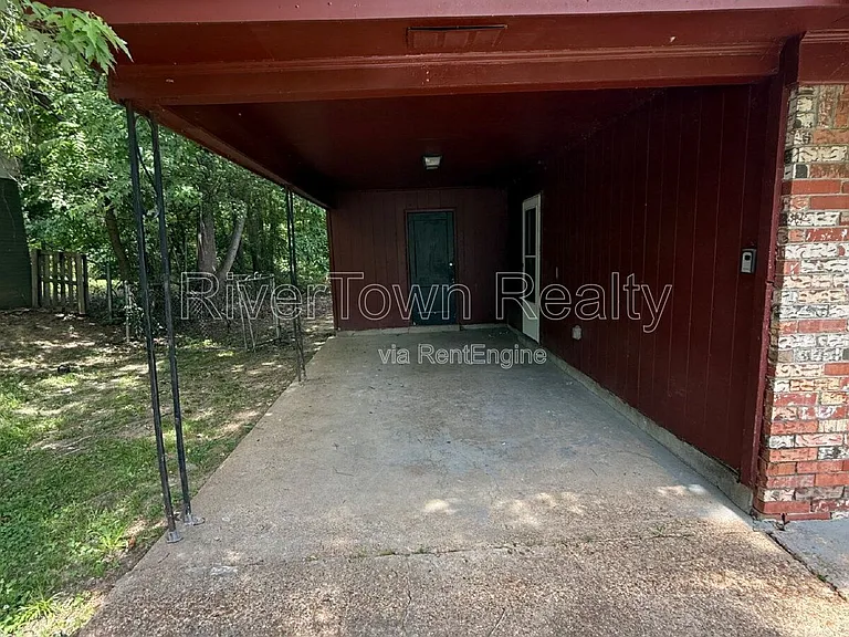 3386 Spring Water Cv — Photo 2
