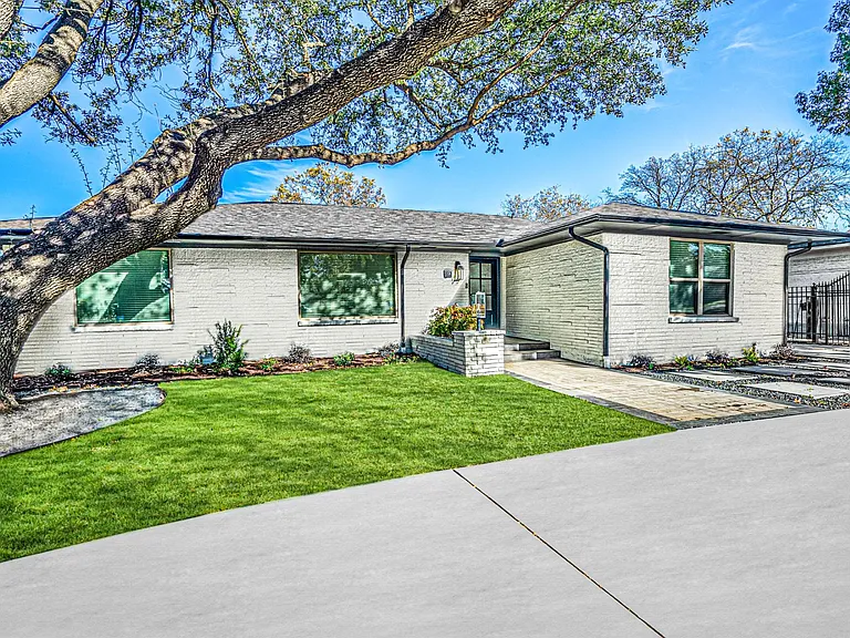 6621 Walnut Hill Ln — Photo 29