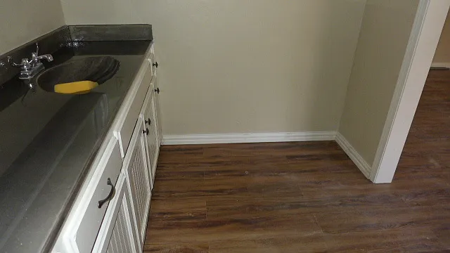 3907 Harmony St — Photo 10