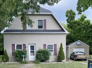 63 Roberts St, Sandusky, MI 48471