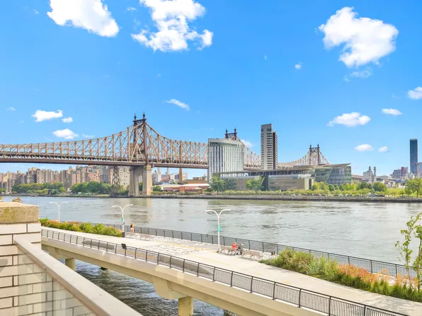 45 Sutton Place South image 31 of 35