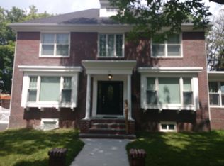 29 Adams St, Brookline, MA 02446