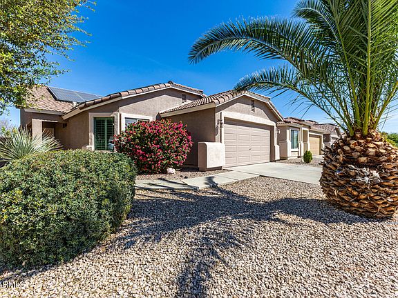 2nd image of 2682 E SILVERSMITH Trail
