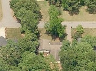 296 Heathwood Dr, Spartanburg, SC 29307