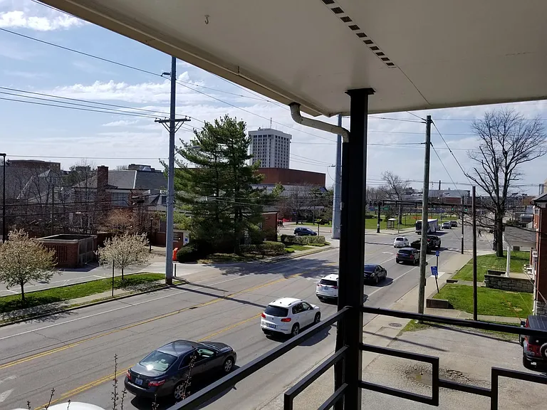 307 E Euclid Ave #8 — Photo 2