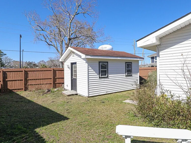 Curcor Dr — Photo 12