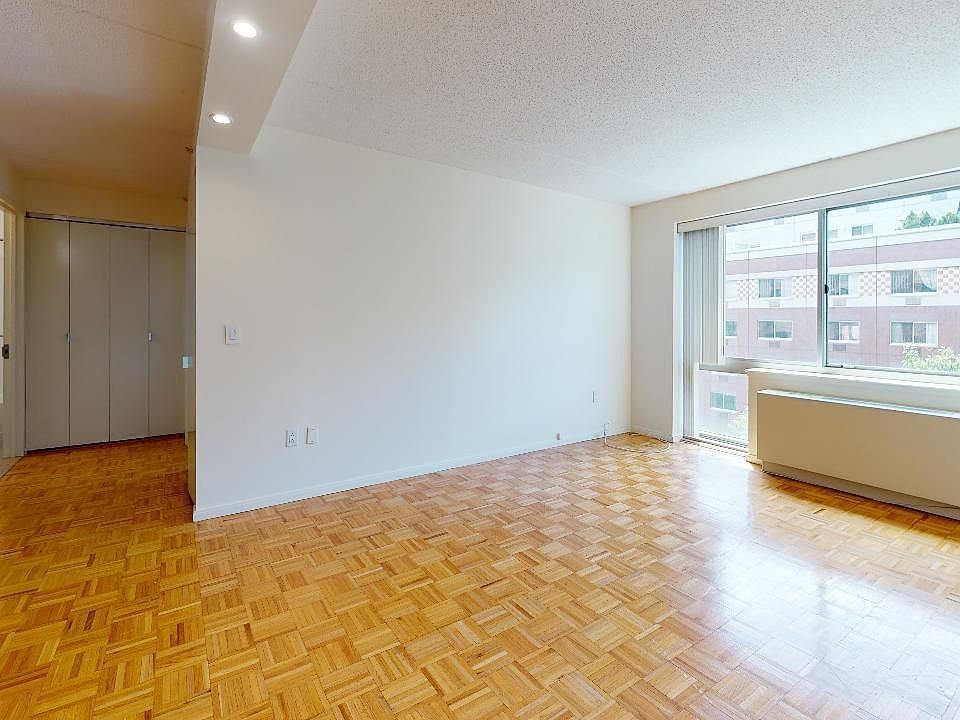 1st image of 68 Bradhurst Ave APT 5J