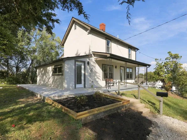 225 Maud Ave, Lancaster, OH 43130