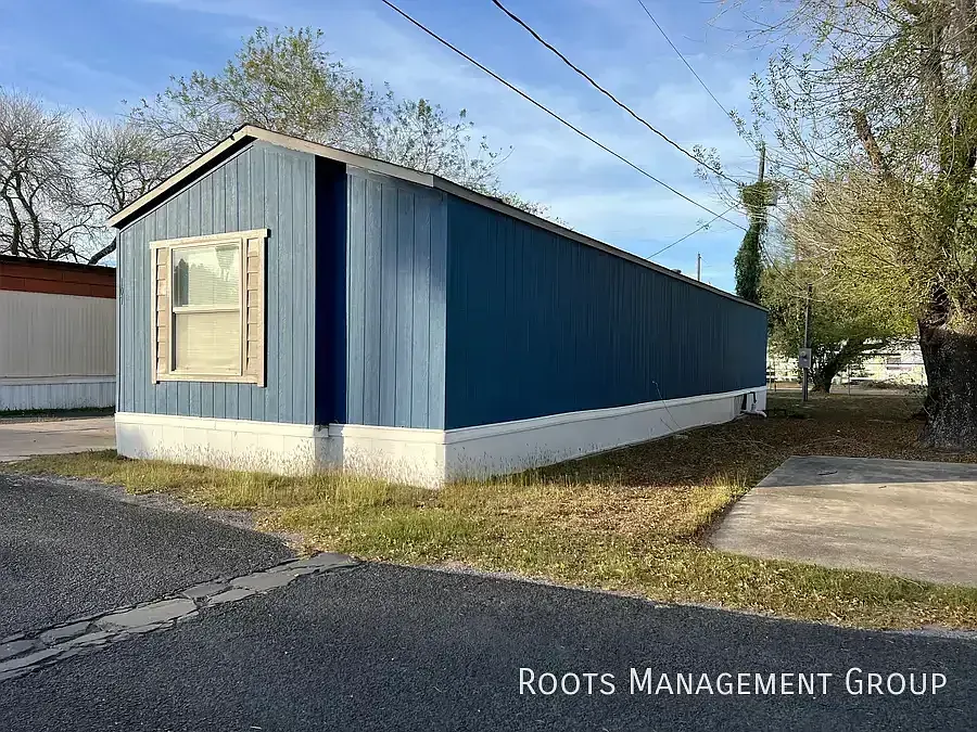 3 Bed 2 Bath Home Available for Lease at Shady Acres MH & RV Resort - Apply Now! — Photo 2