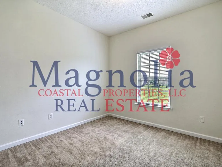 20 Evergreen Oak Dr — Photo 20
