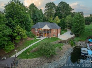 7545 Rabbit Cir, Denver, NC 28037