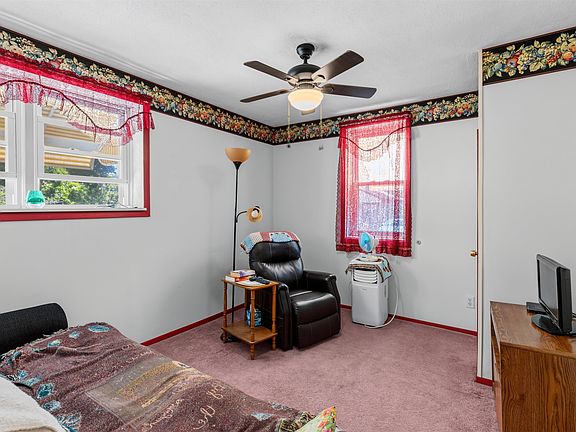 5th image of 111 Matthews Ave