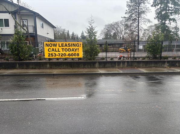 8702 Bridgeport Way SW