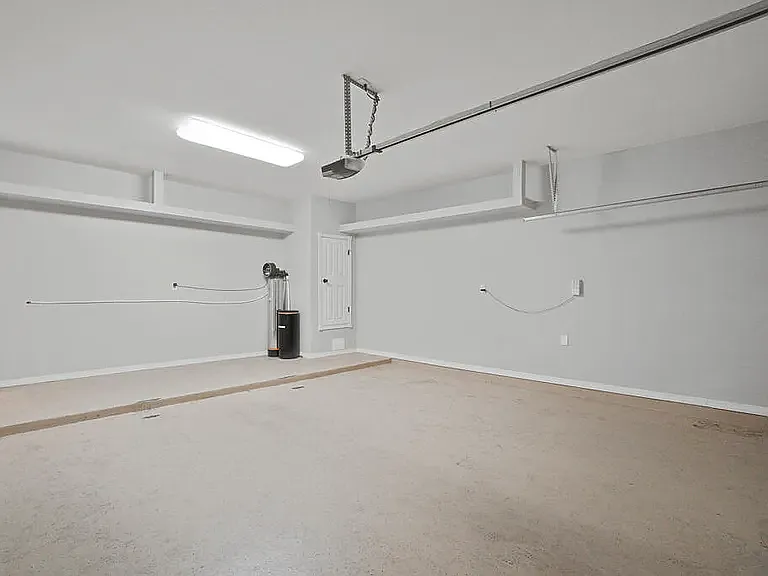 14813 Long Shadow Ave — Photo 19