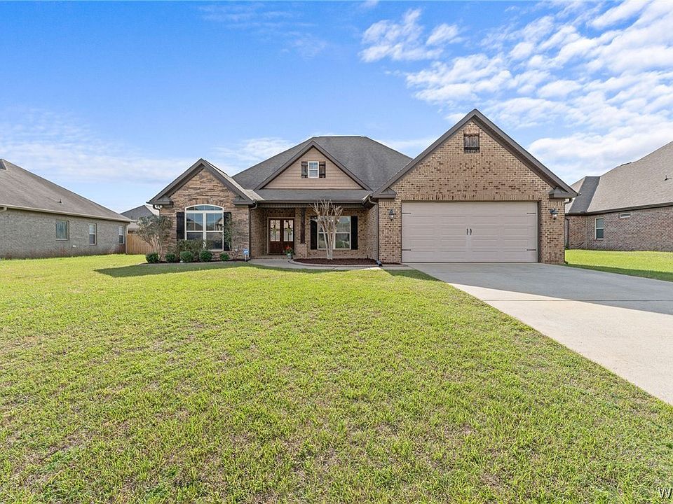 1st image of 13468 Maple Leaf Cir