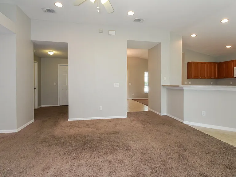11008 Laurel Brook Ct — Photo 3