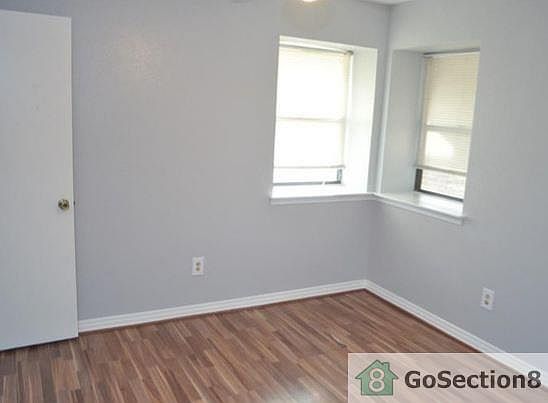 2nd image of 8782 Camfield Way