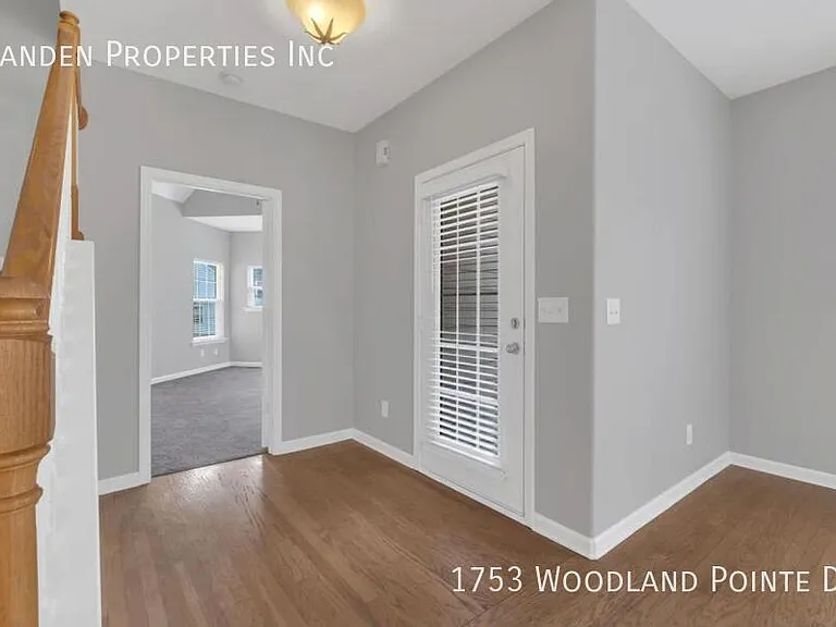 1753 Woodland Pointe Dr — Photo 7