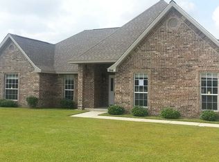2916 Village Cir, Ocean Springs, MS 39564