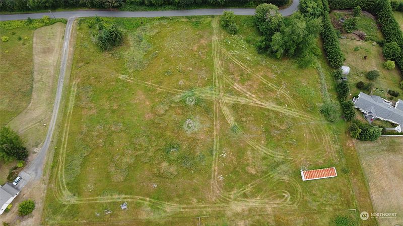 2nd image of 0 E Parrish Rd