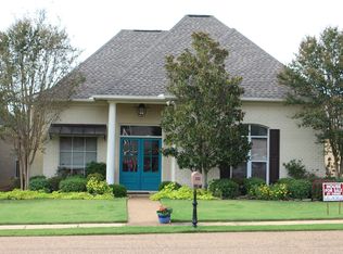 300 Starboard Ln, Brandon, MS 39047