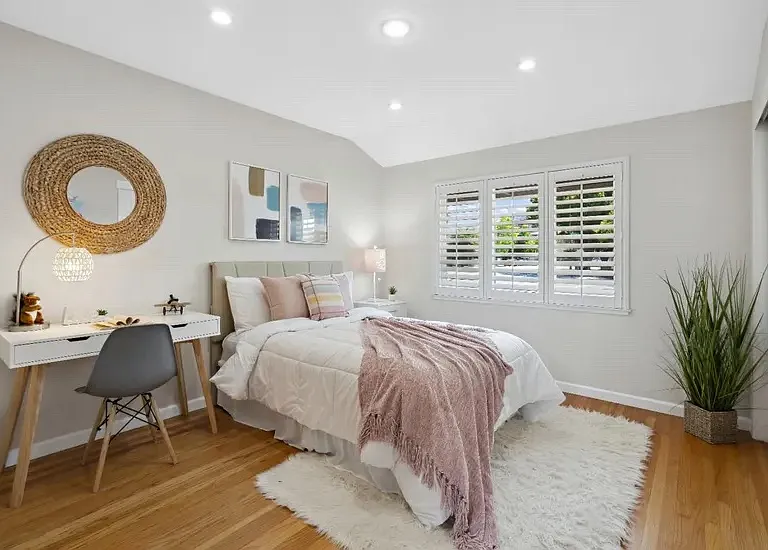5207 Elrose Ave — Photo 1